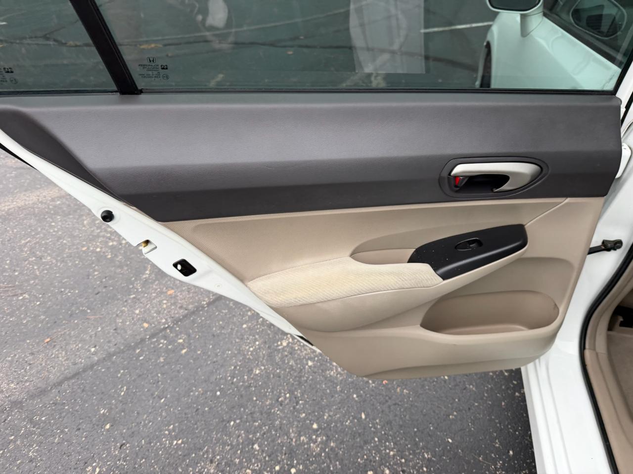 Honda Civic LX sedan 2009