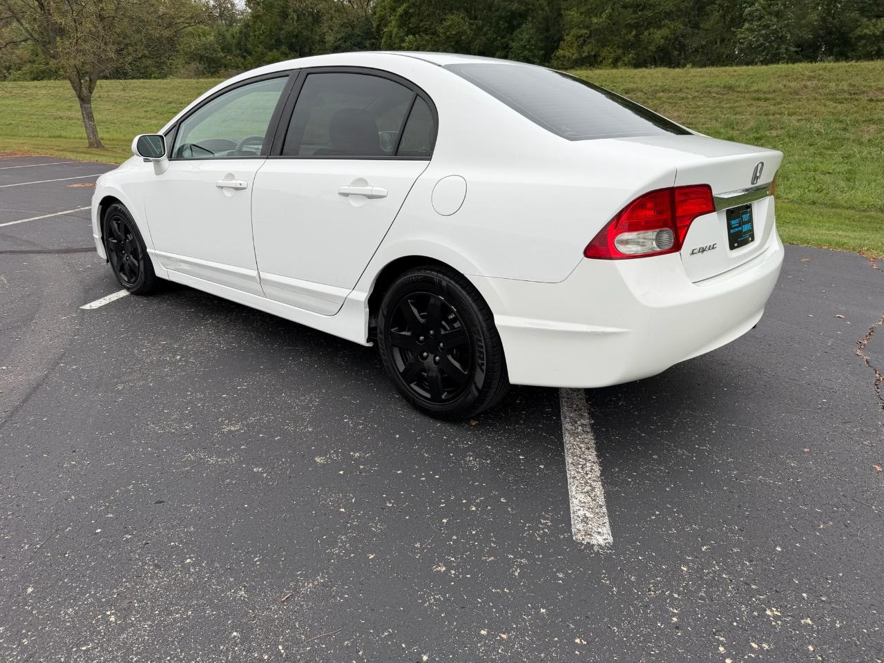 Honda Civic LX sedan 2009