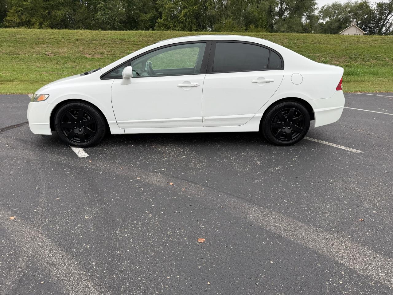 Honda Civic LX sedan 2009