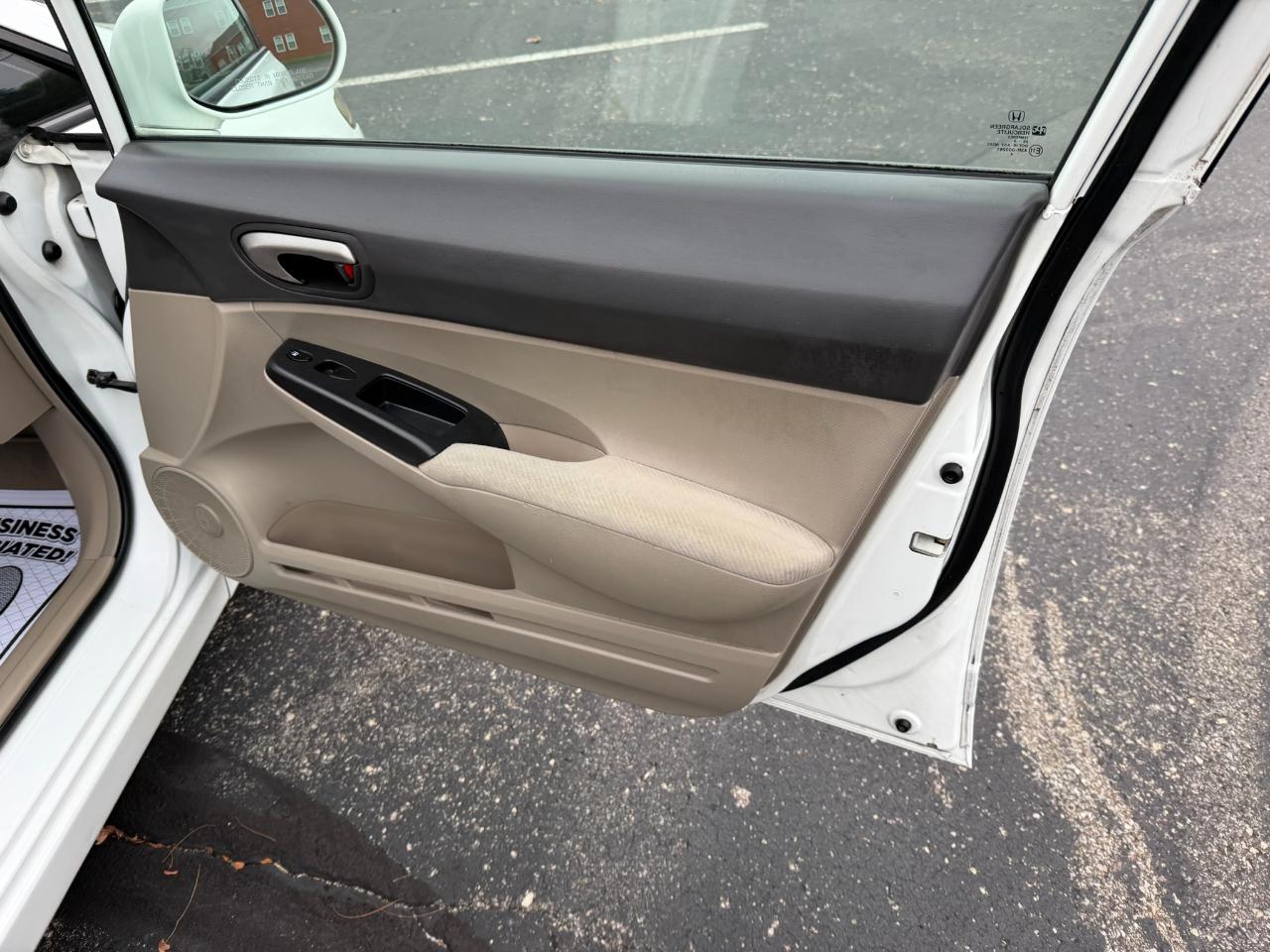 Honda Civic LX sedan 2009