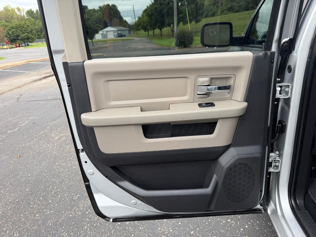 RAM 1500 Sport Crew Cab 2WD 2010