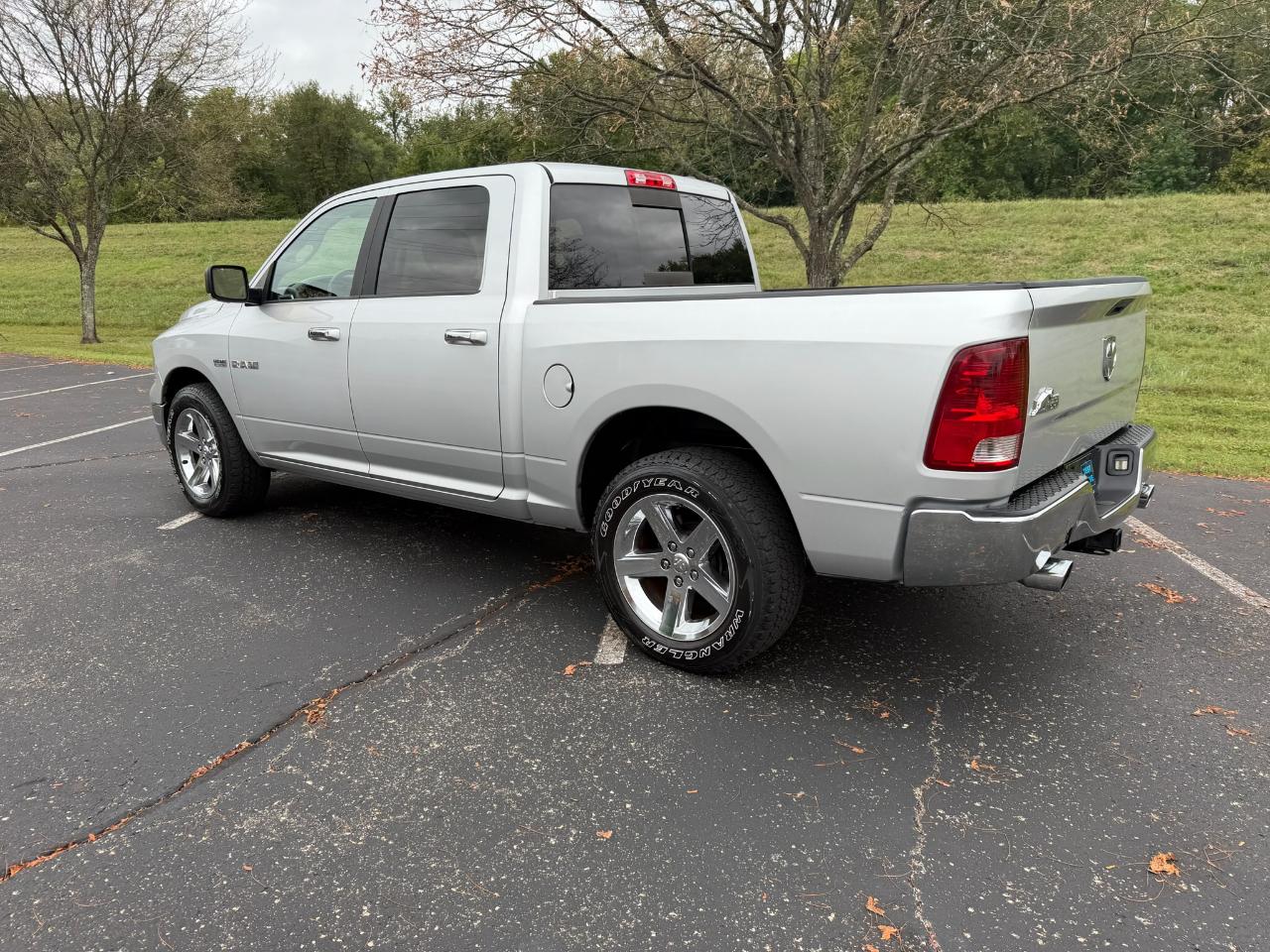 RAM 1500 Sport Crew Cab 2WD 2010
