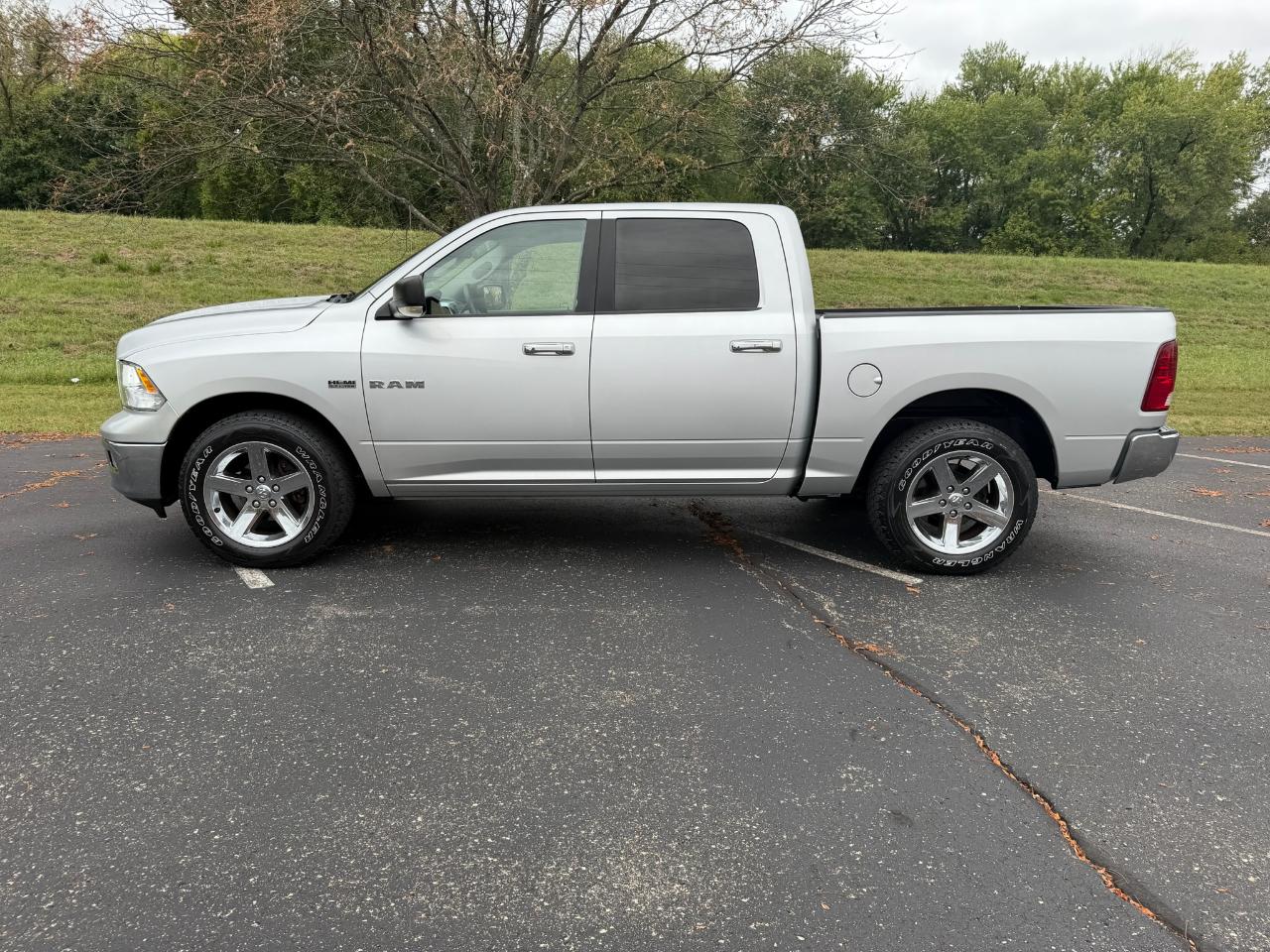 RAM 1500 Sport Crew Cab 2WD 2010