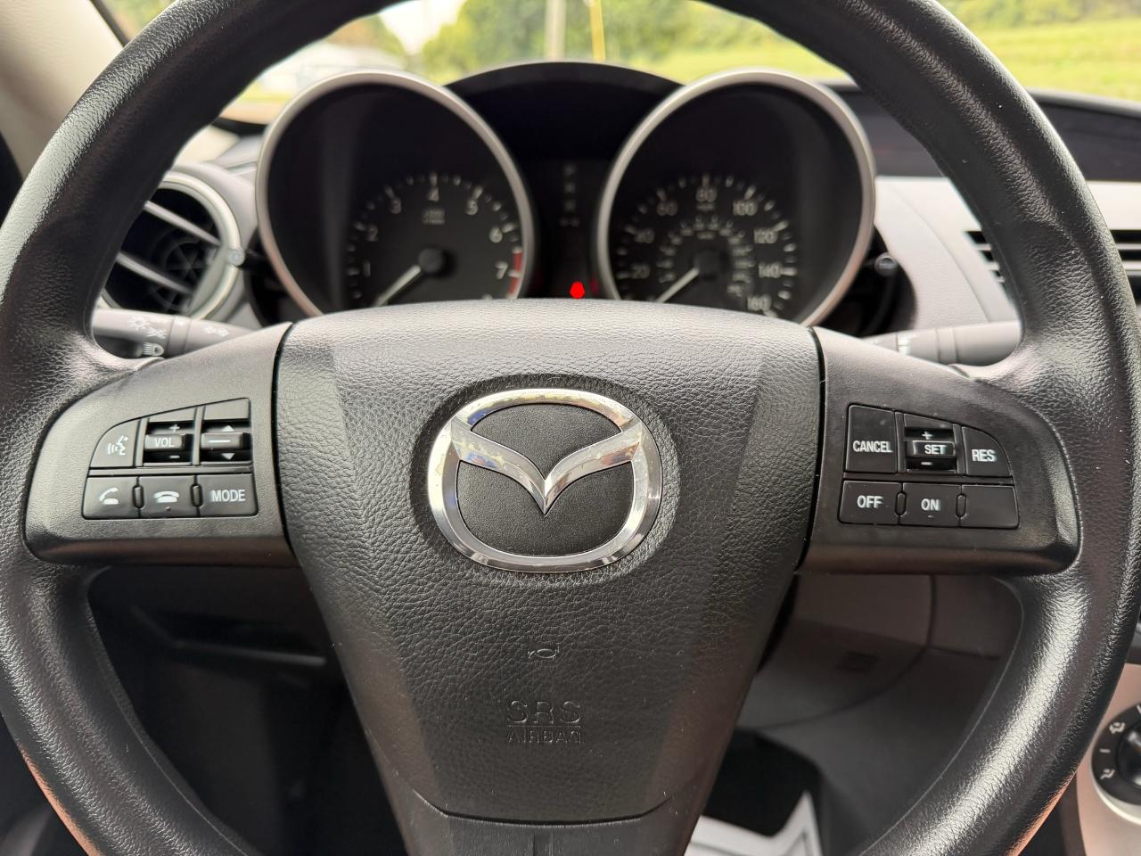 Mazda MAZDA3 i Touring 4-door 2010