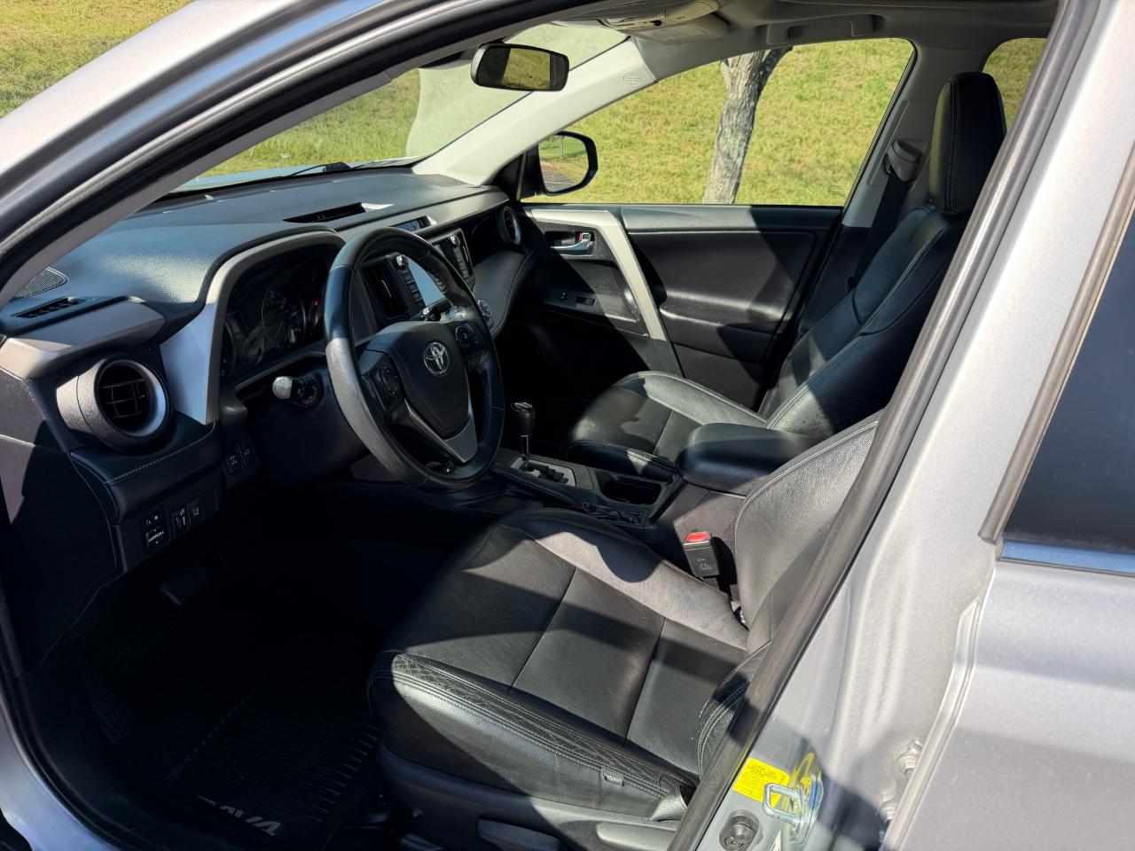 Toyota RAV4 XLE AWD 2018
