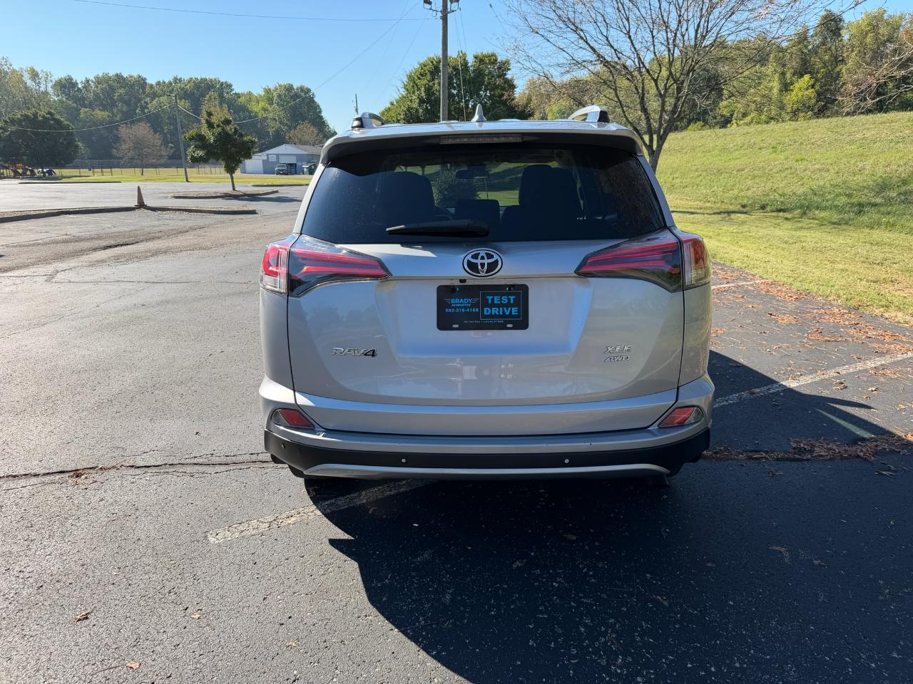 Toyota RAV4 XLE AWD 2018