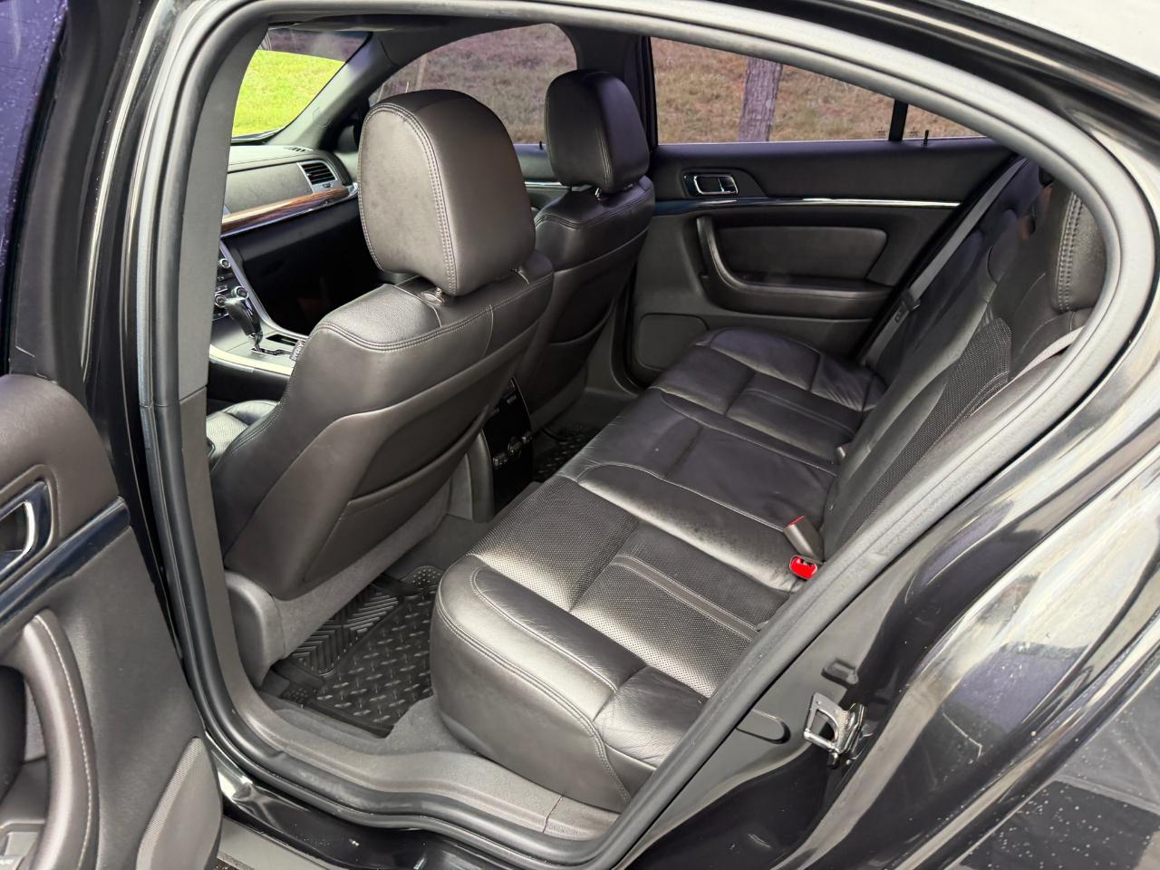 Lincoln MKS FWD 2009