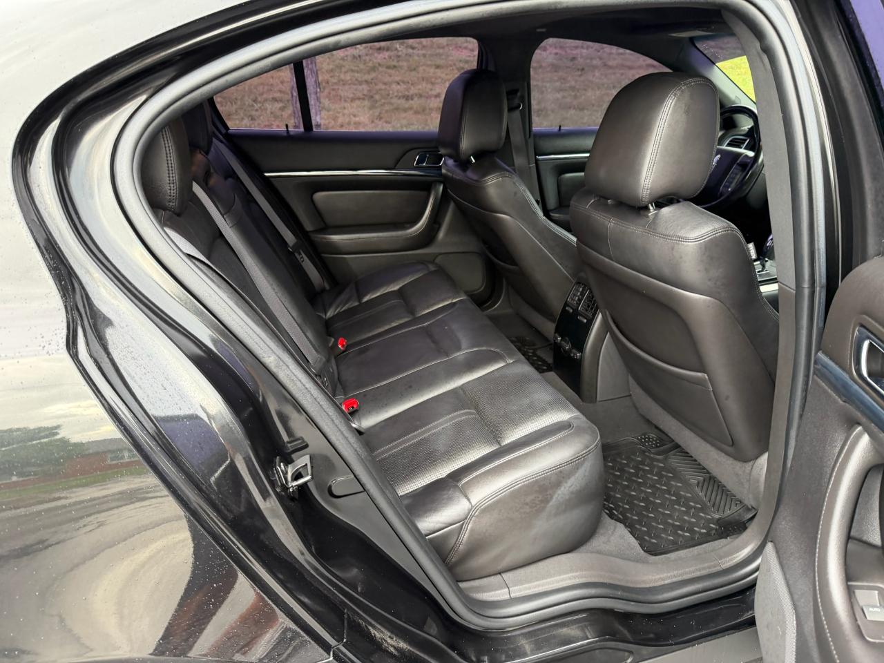 Lincoln MKS FWD 2009