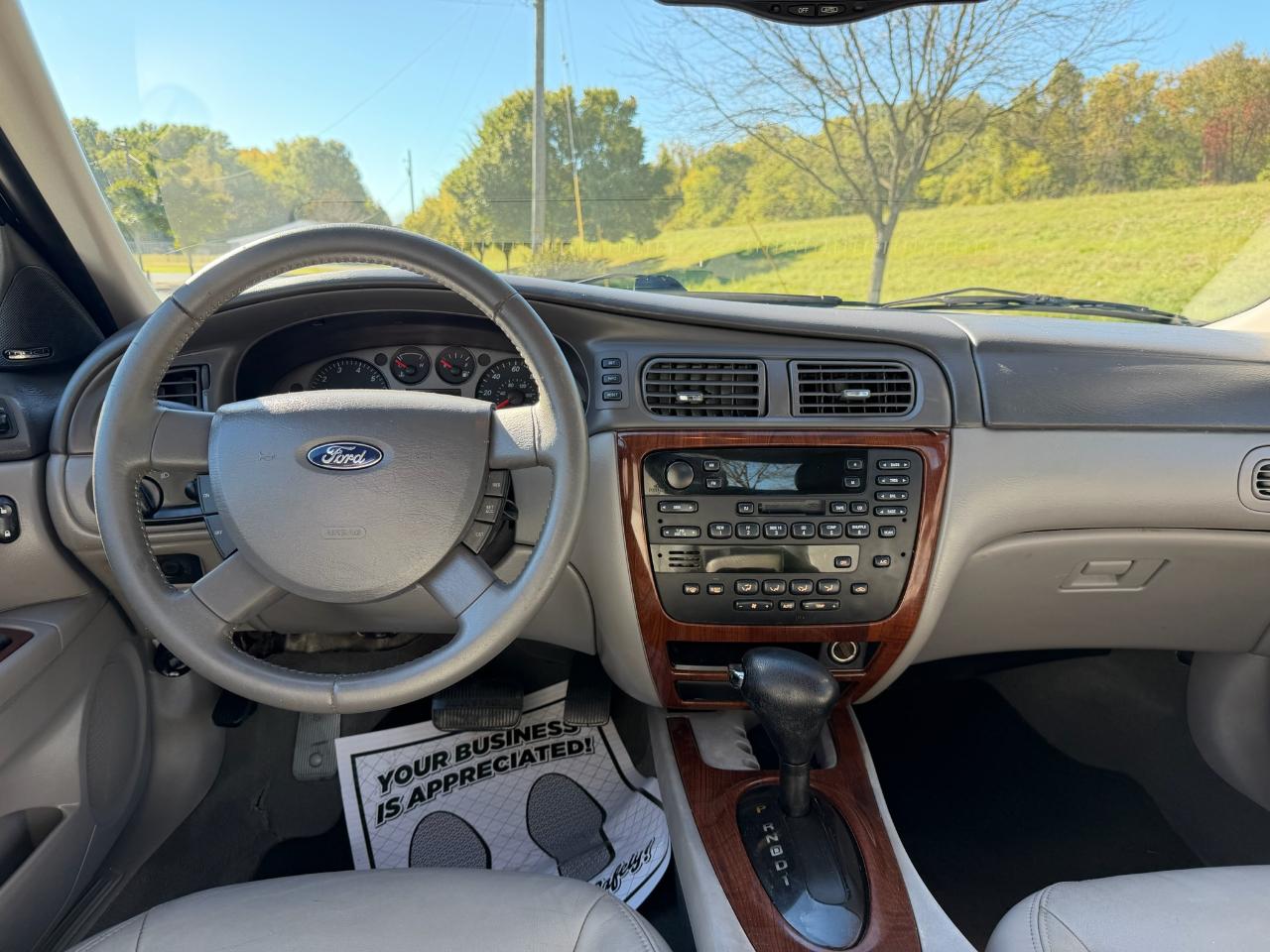 Ford Taurus SEL 2004