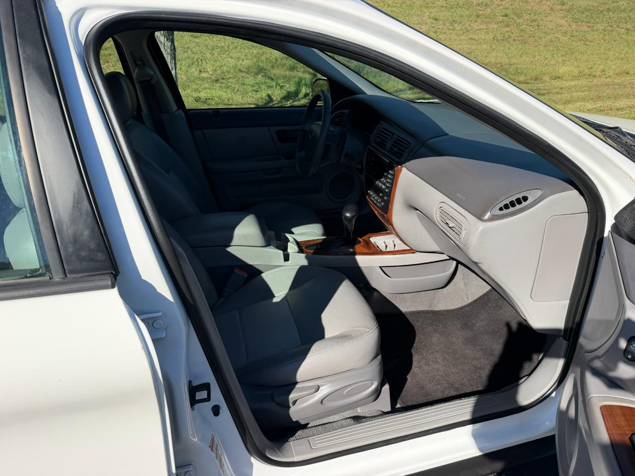Ford Taurus SEL 2004