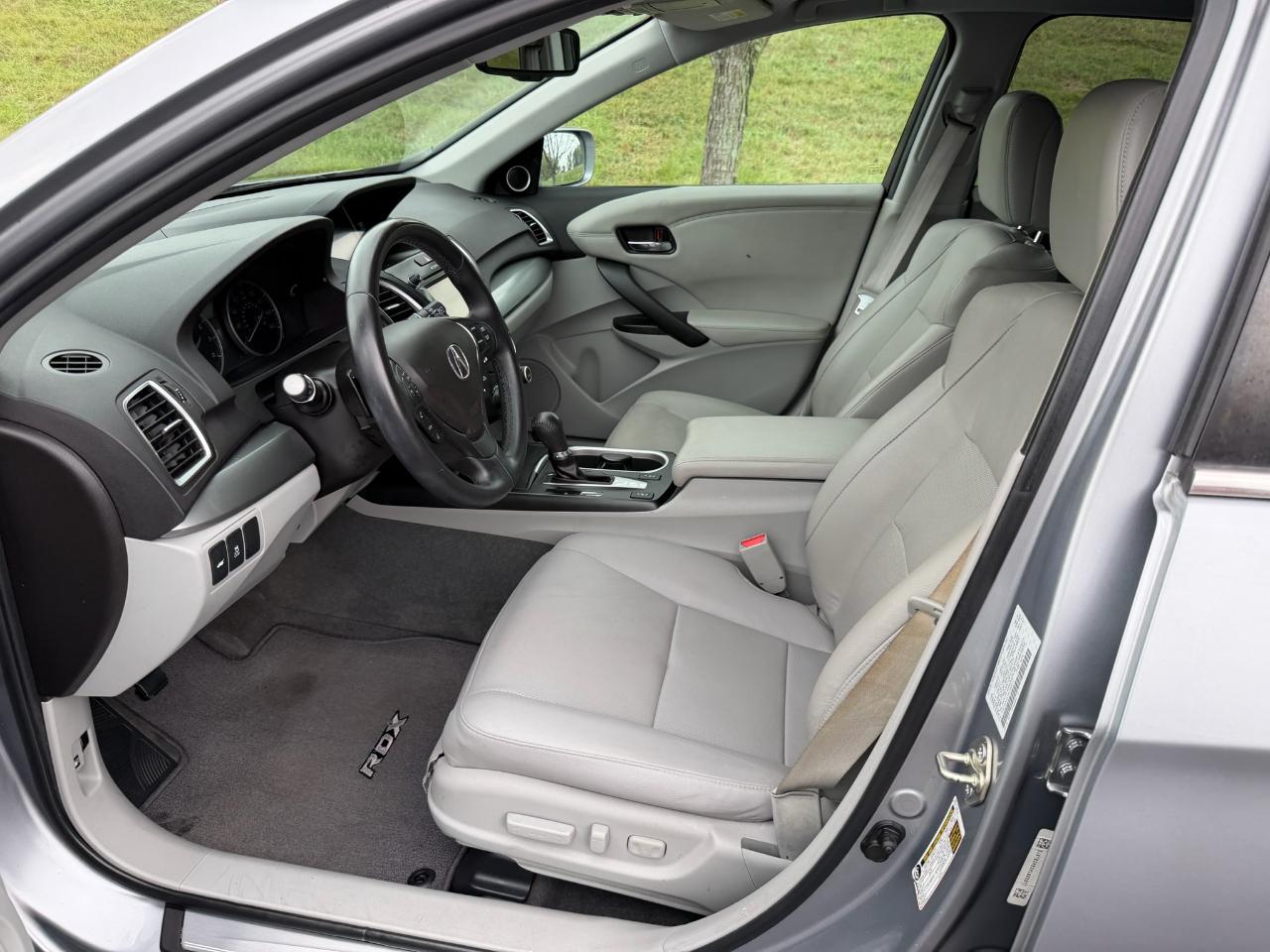 Acura RDX Tech 4D SUV FWD 2017