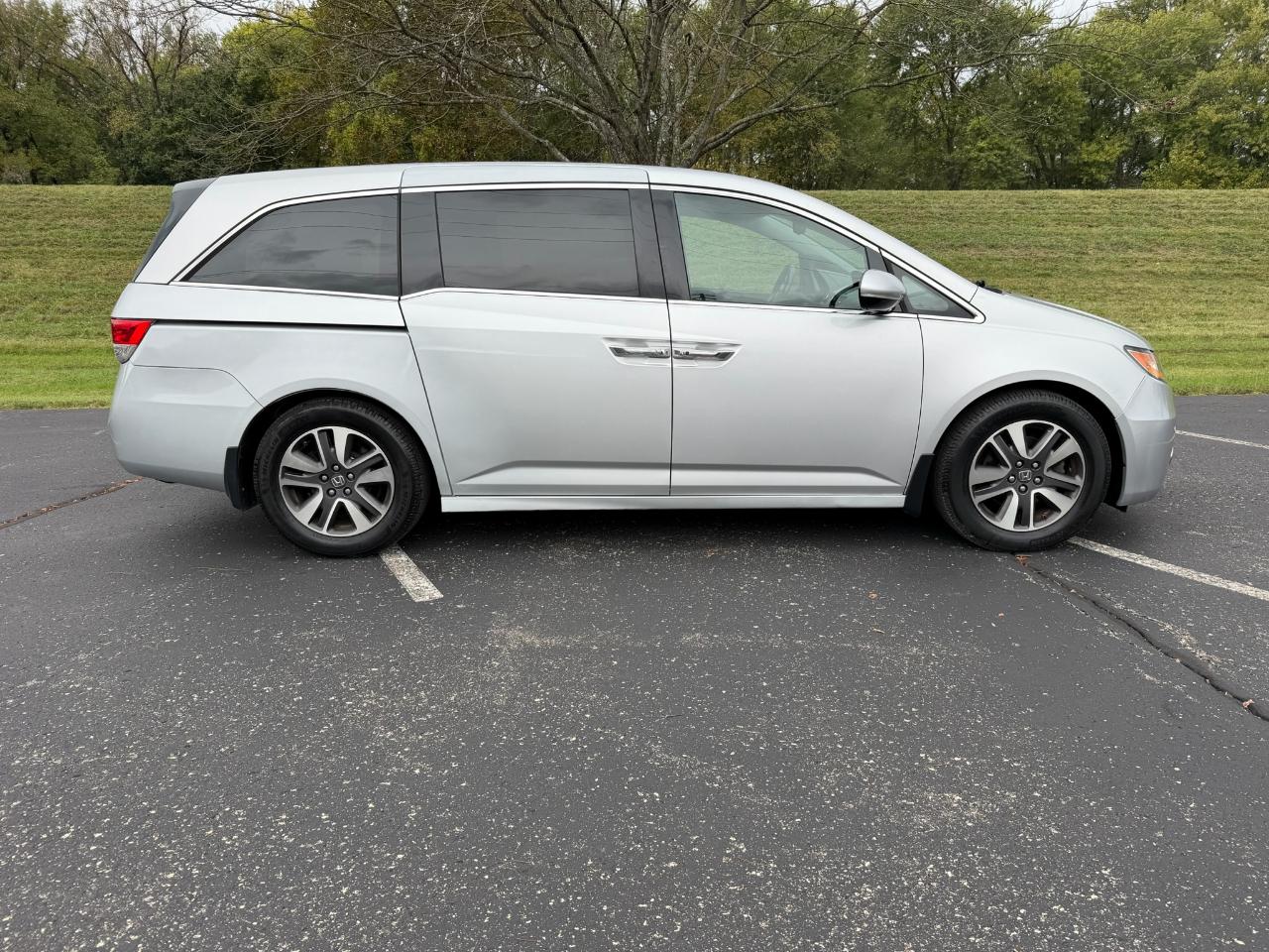 Honda Odyssey Touring 2014