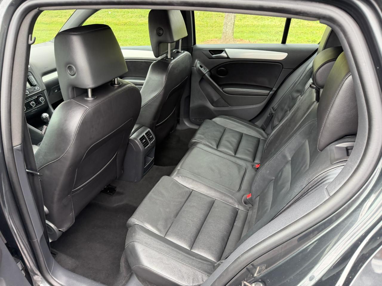 Volkswagen GTI 4-door 2012