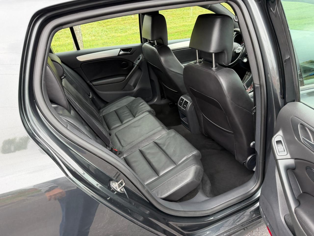 Volkswagen GTI 4-door 2012