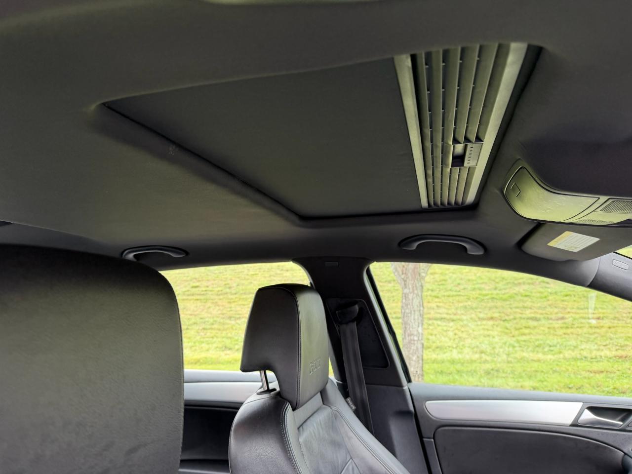 Volkswagen GTI 4-door 2012