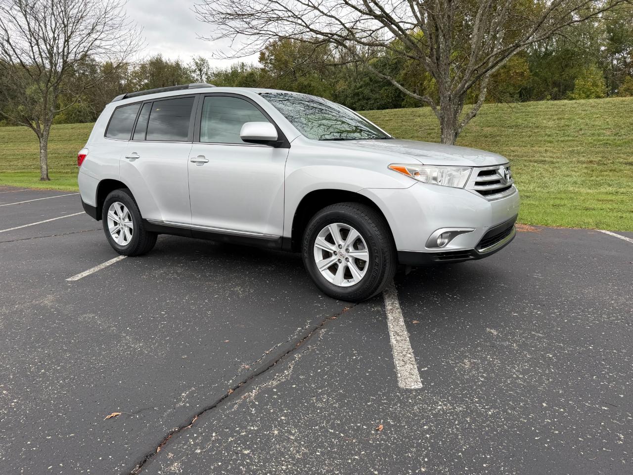Toyota Highlander Sport 4WD 2012
