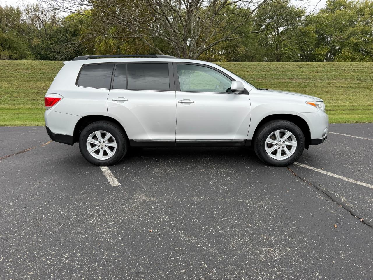 Toyota Highlander Sport 4WD 2012