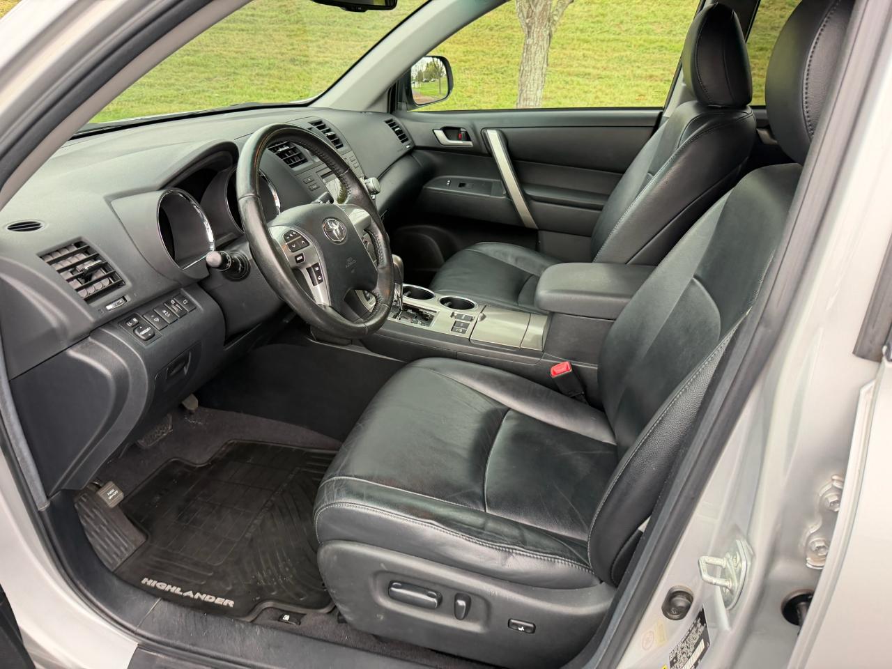 Toyota Highlander Sport 4WD 2012