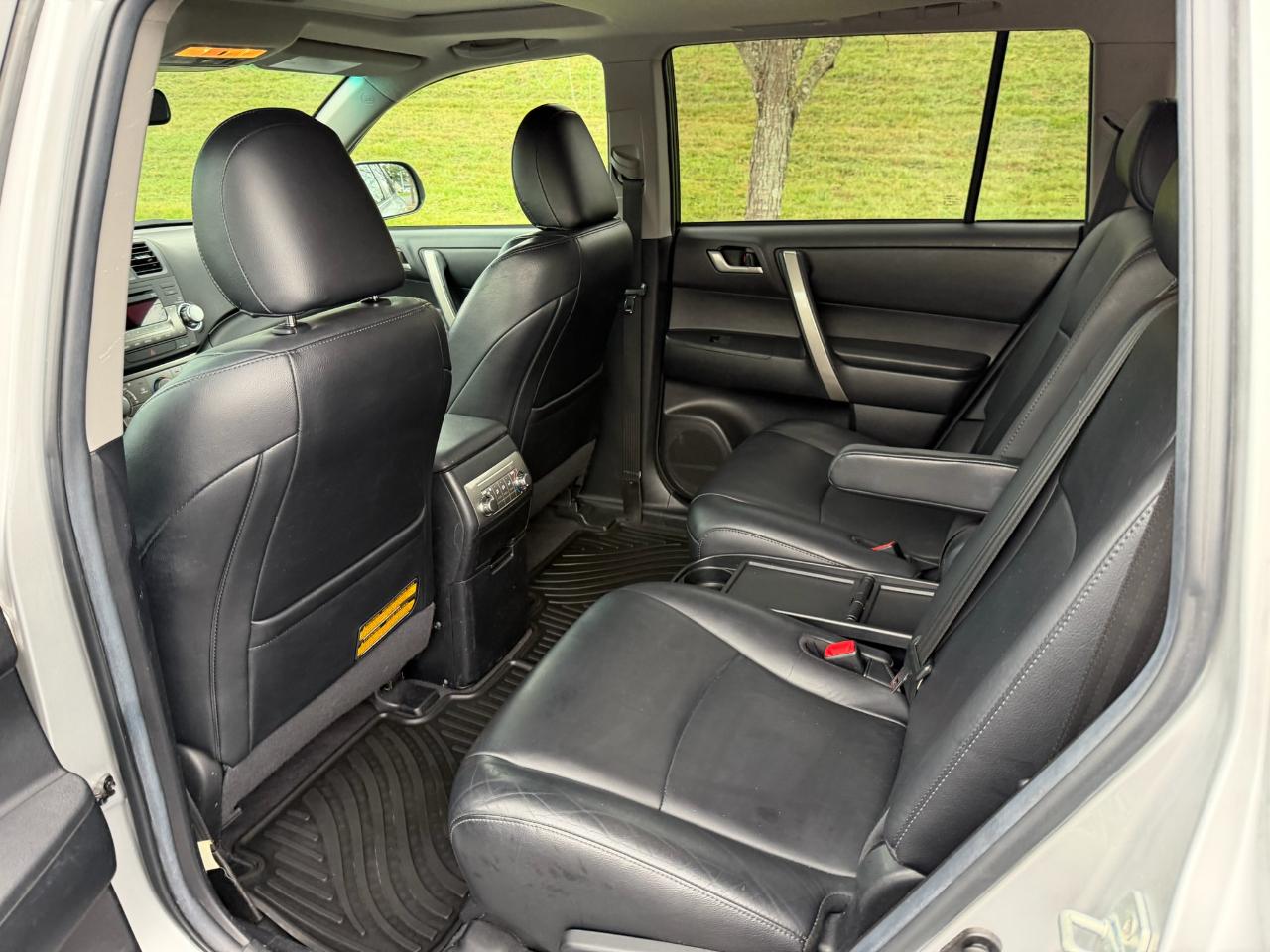 Toyota Highlander Sport 4WD 2012