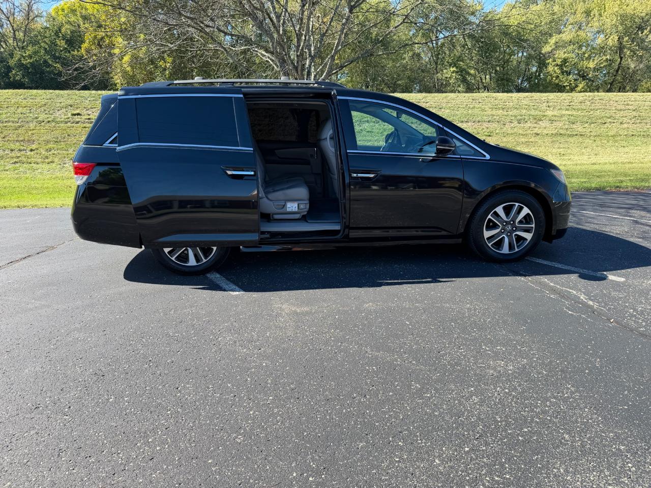 Honda Odyssey Touring Elite 2014