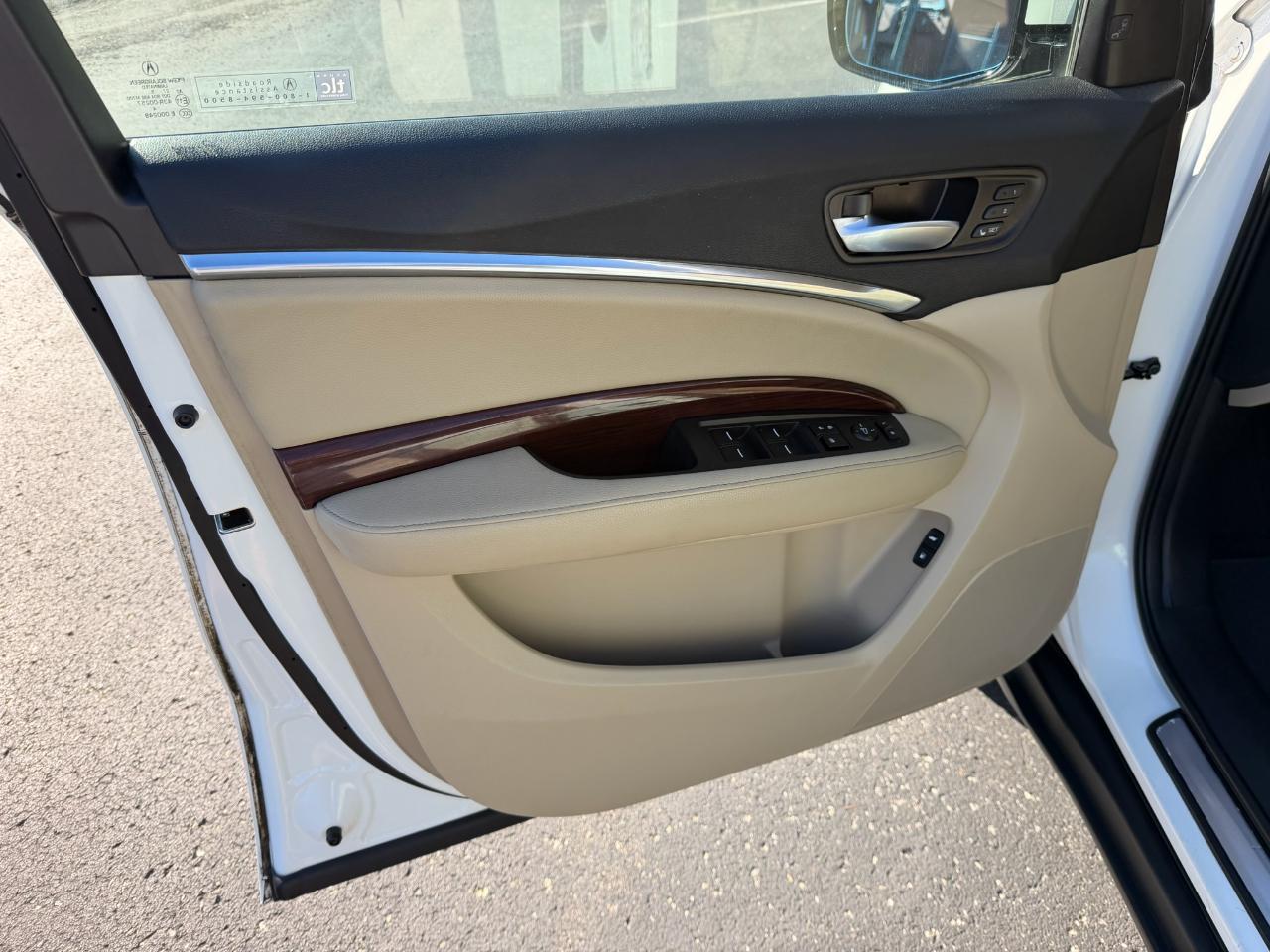 Acura MDX SH-AWD 4dr Tech Pkg 2016