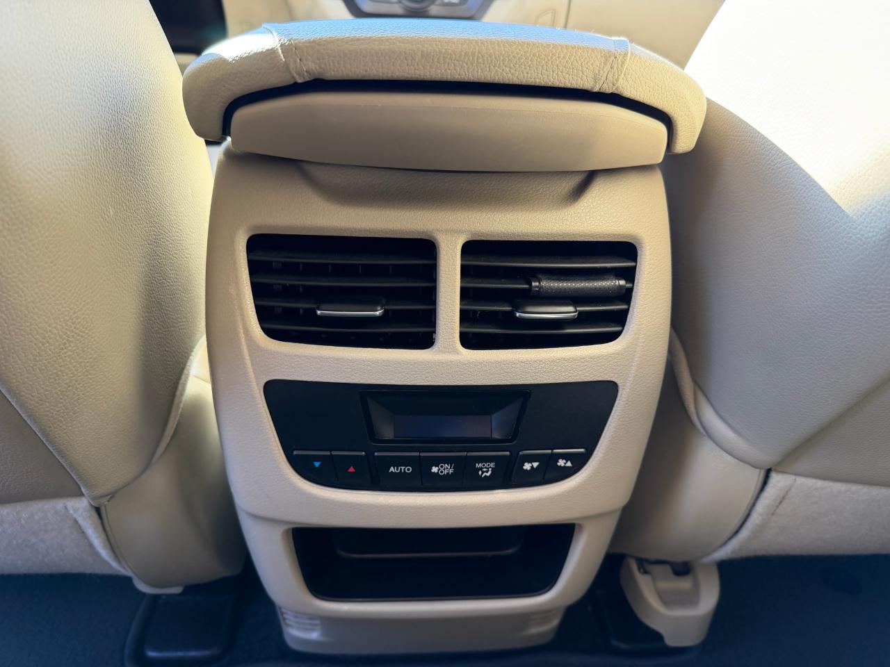 Acura MDX SH-AWD 4dr Tech Pkg 2016