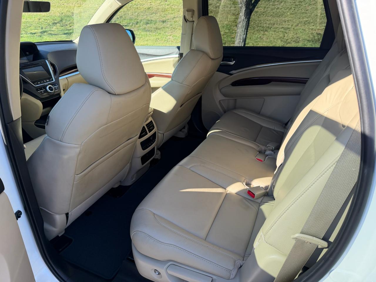 Acura MDX SH-AWD 4dr Tech Pkg 2016