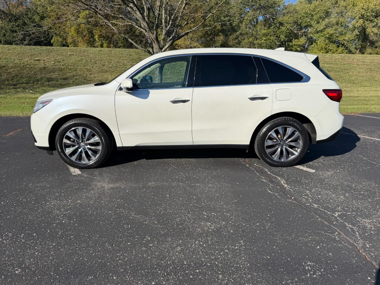 Acura MDX SH-AWD 4dr Tech Pkg 2016