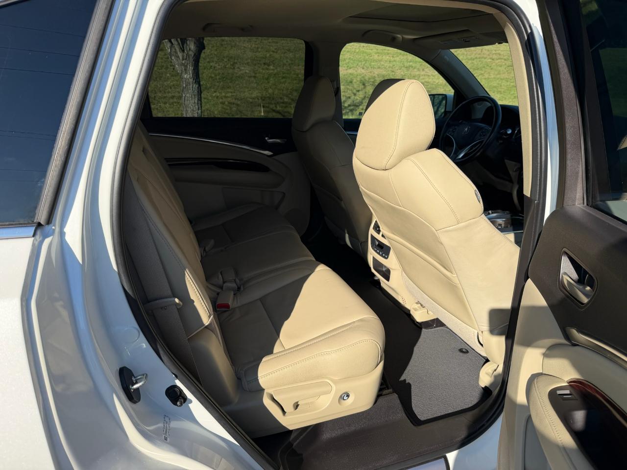 Acura MDX SH-AWD 4dr Tech Pkg 2016