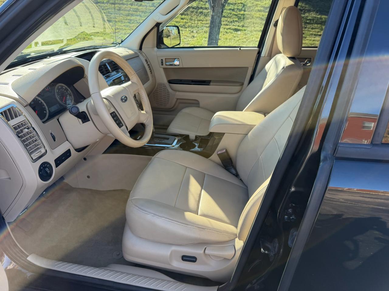 Ford Escape Limited FWD 2012