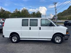 2023 GMC Savana  2023 GMC Savana