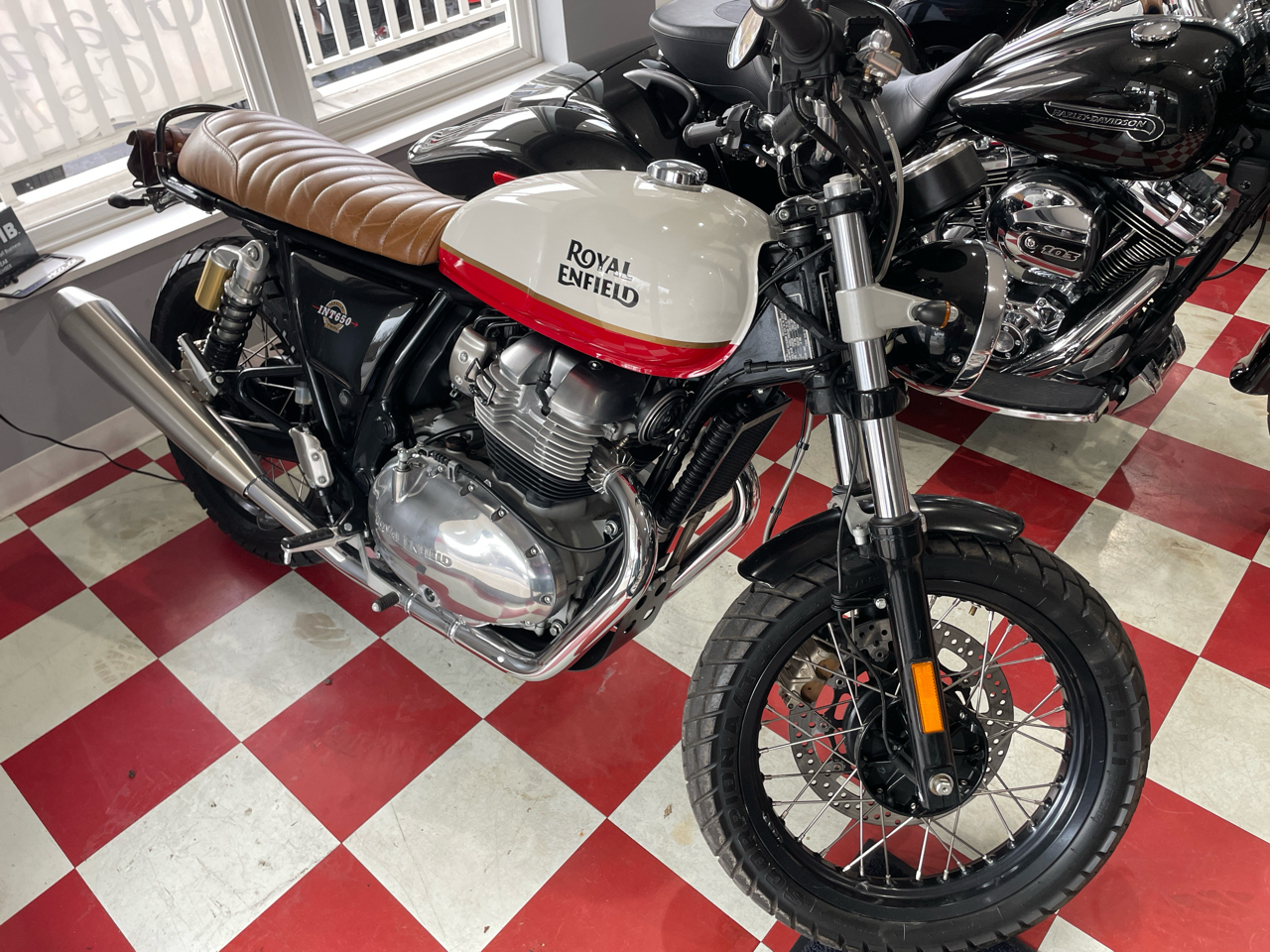 2020 Royal Enfield Interceptor 650 INTERCEPTOR