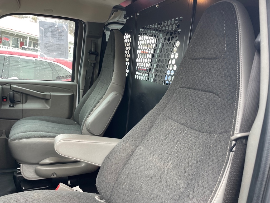 GMC Savana G2500 Cargo 2023