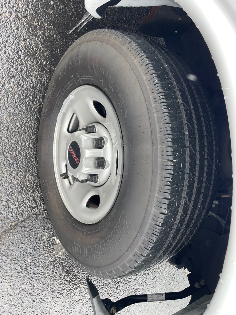 GMC Savana G2500 Cargo 2023