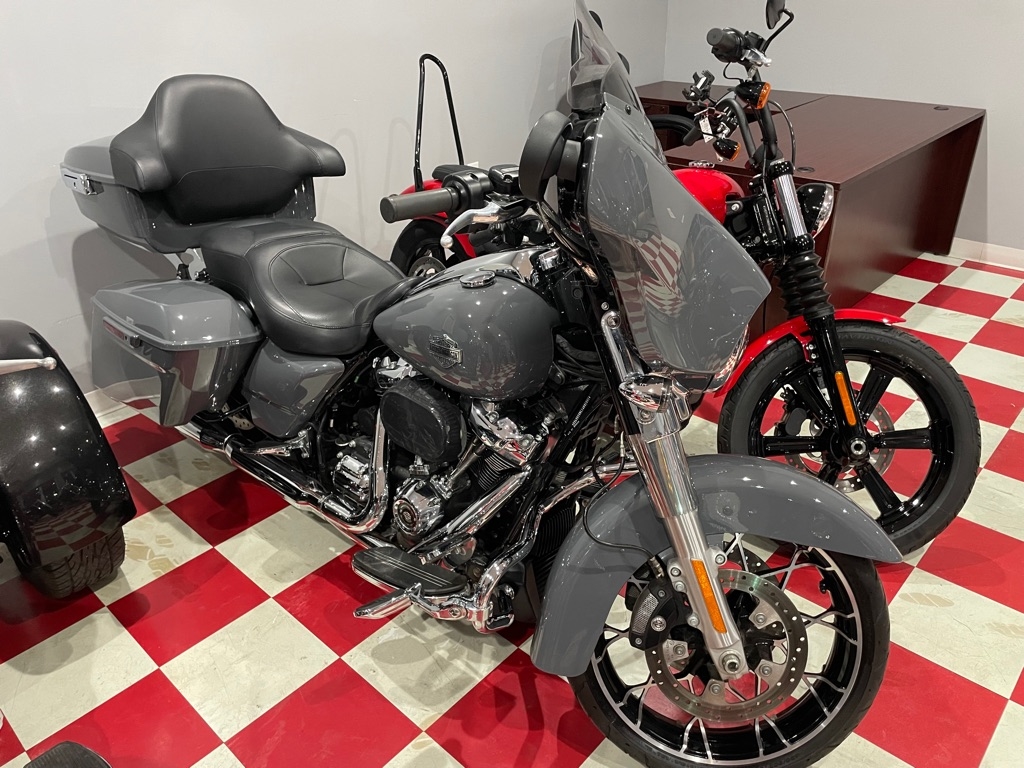 2022 Harley-Davidson FLHXS streetglide special