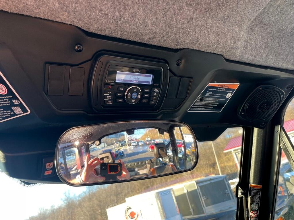 Can-Am Defender Limited Cab HD10  2022