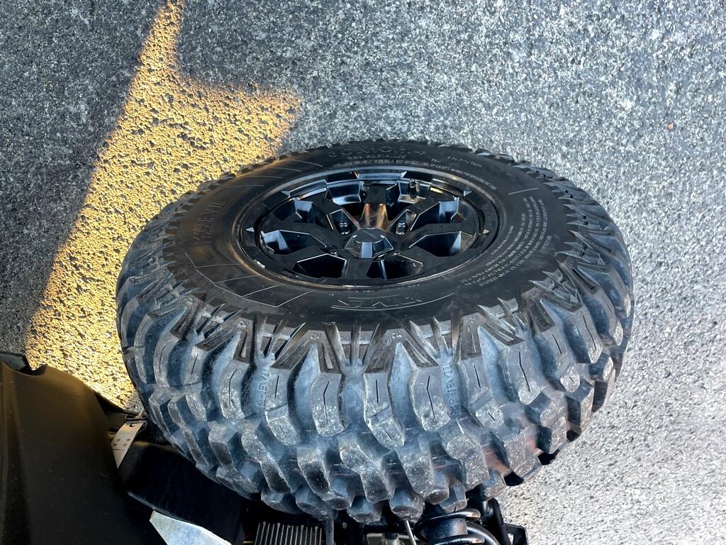 Can-Am Defender Limited Cab HD10  2022