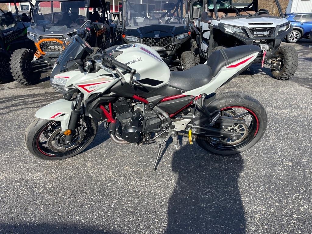 Kawasaki Z650  2022