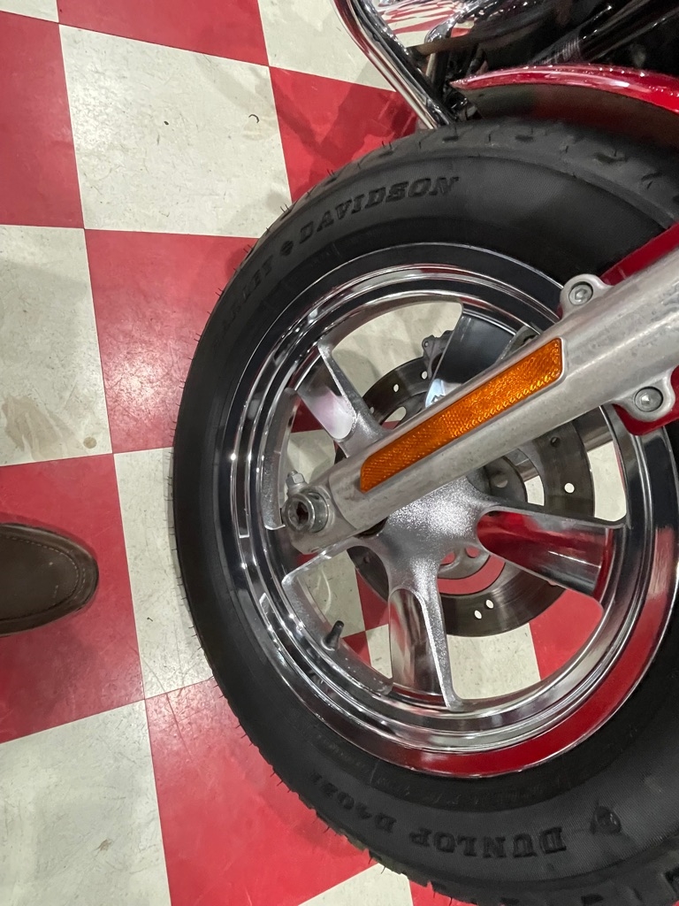 Harley-Davidson XL1200C  2012