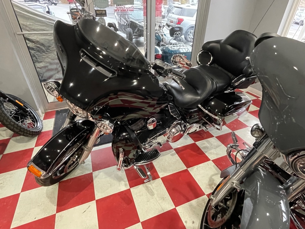 Harley-Davidson FLHTK Ultra Classic Limited 2014