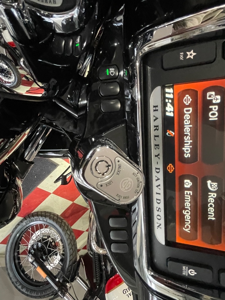 Harley-Davidson FLHTK Ultra Classic Limited 2014