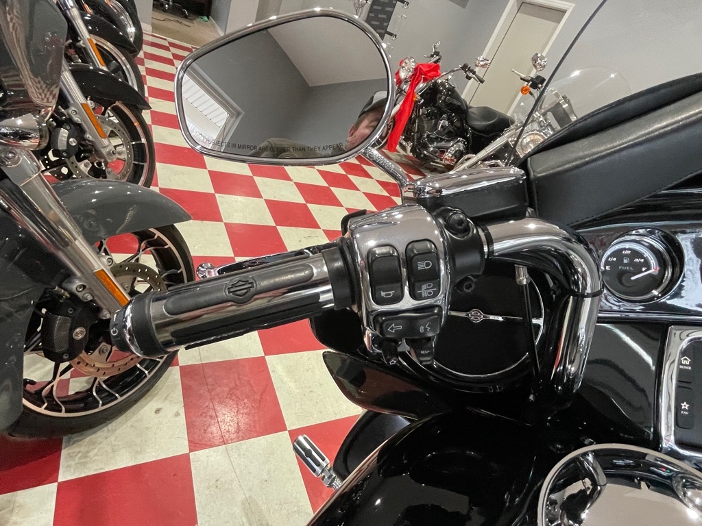 Harley-Davidson FLHTK Ultra Classic Limited 2014