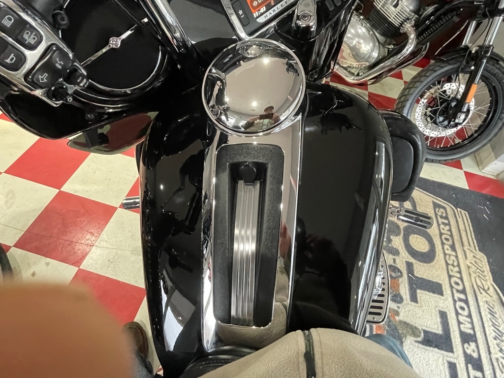 Harley-Davidson FLHTK Ultra Classic Limited 2014