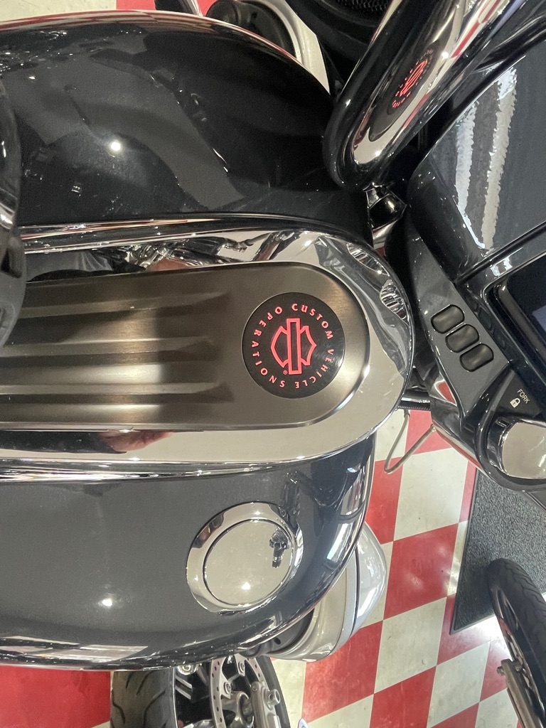 Harley-Davidson FLHXSE  2019