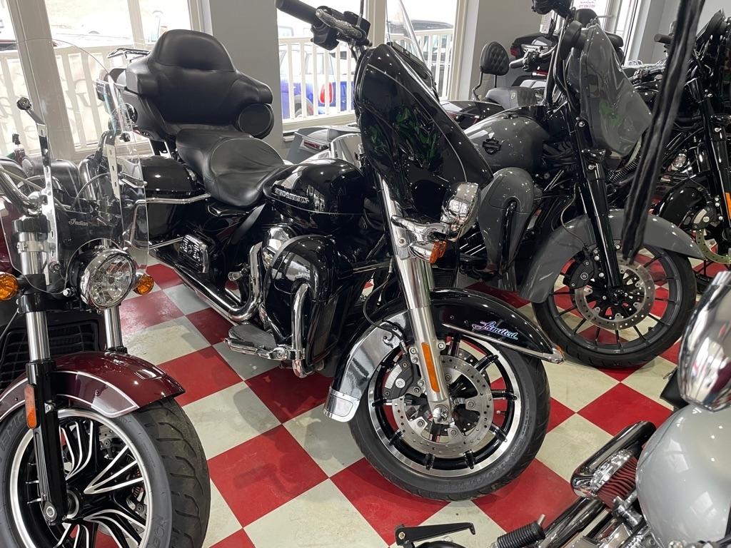 2015 Harley-Davidson FLHTKL ultra limited