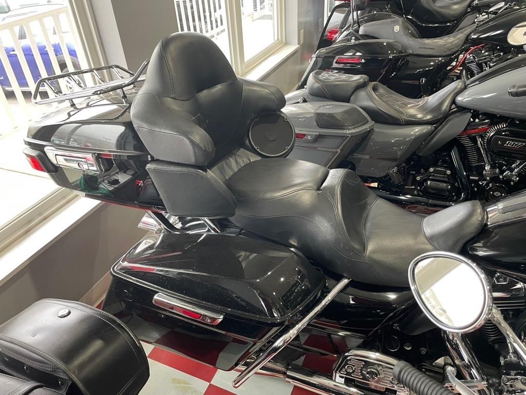 Harley-Davidson FLHTKL  2015