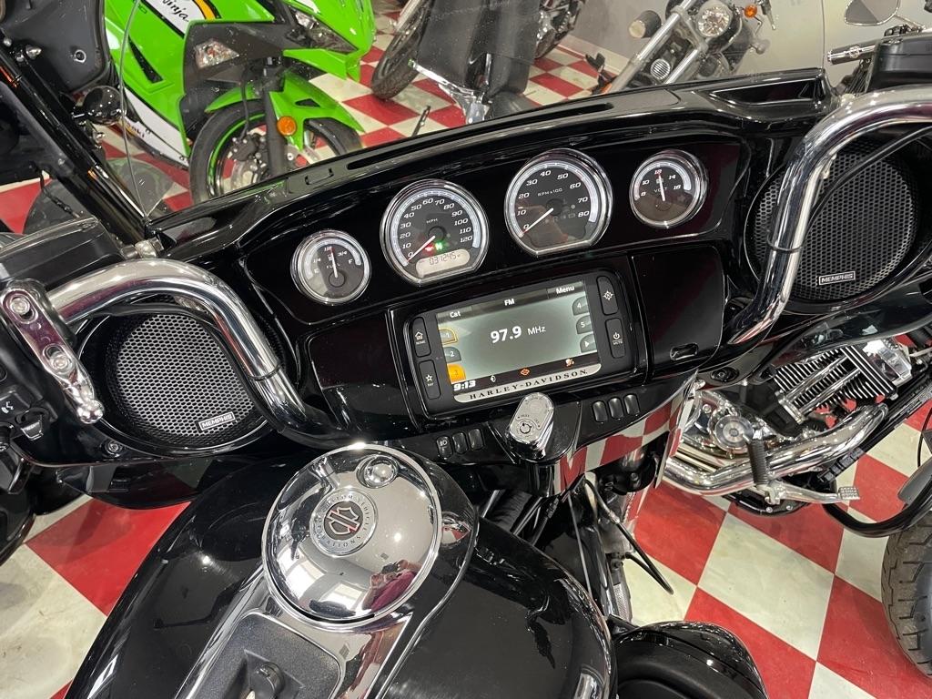 Harley-Davidson FLHTKL  2015