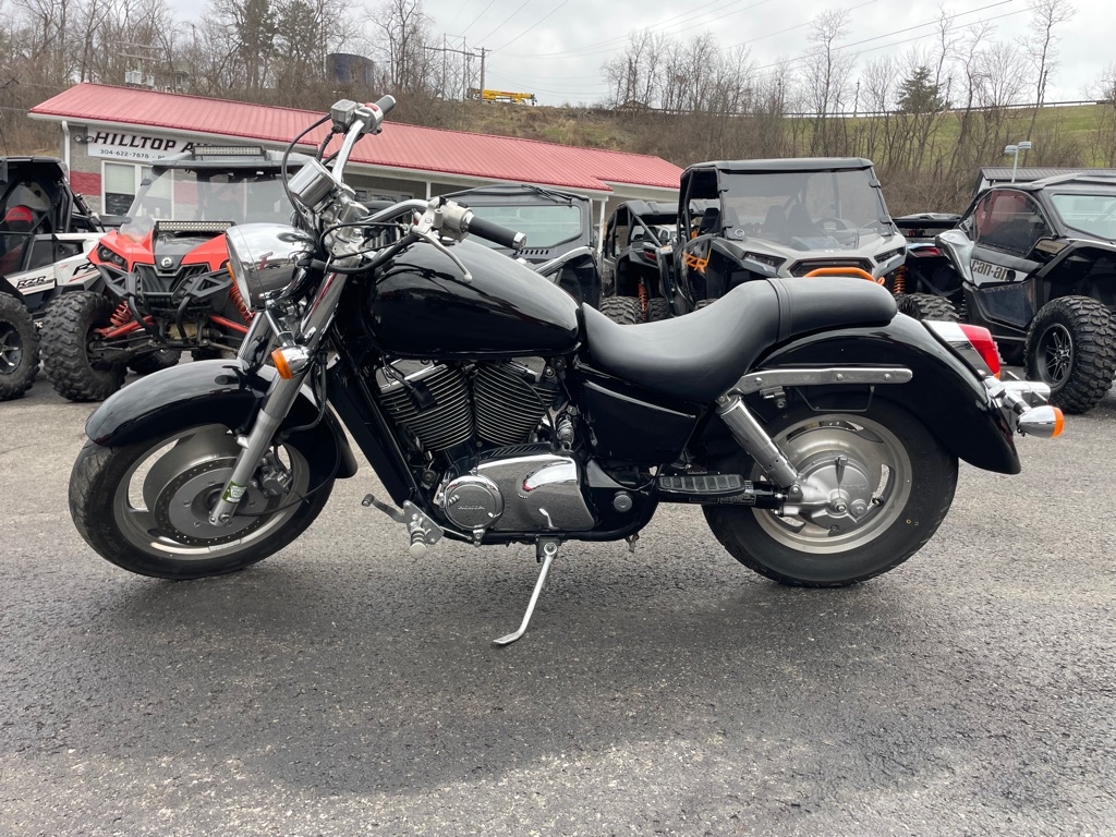Honda VT1100C2  2004