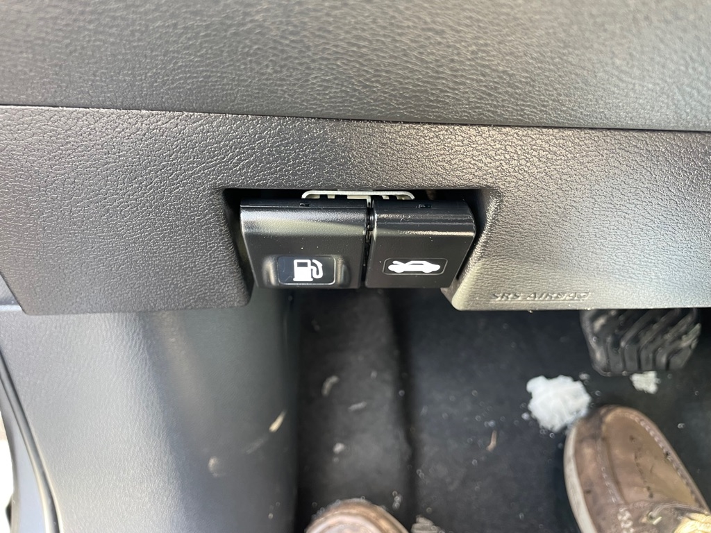 Nissan Versa SV 2025