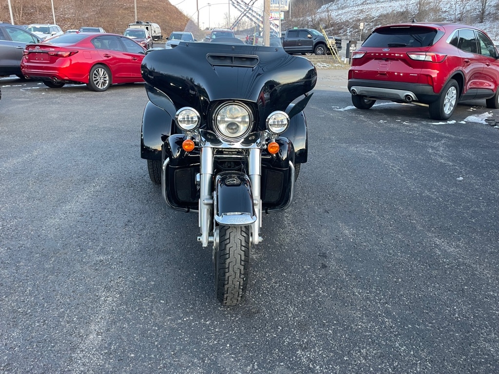 Harley-Davidson FLHTCUTG  2021